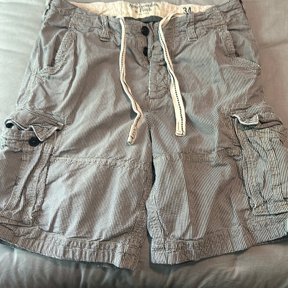 Abercrombie & Fitch Cargo Shorts Seersucker pattern